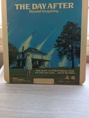 Videodisk The Day After σαν καινούργιο, επιστημονικής φαντασίας
