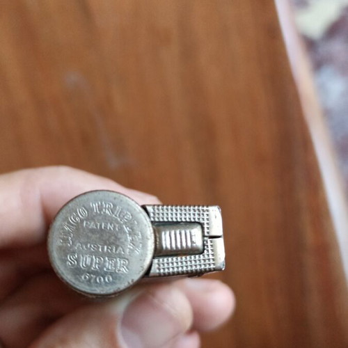 Vintage lighters used, various models