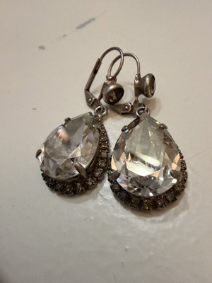 Frangos earrings