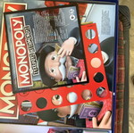 Монополи настолна игра за късметлии губещи като нова