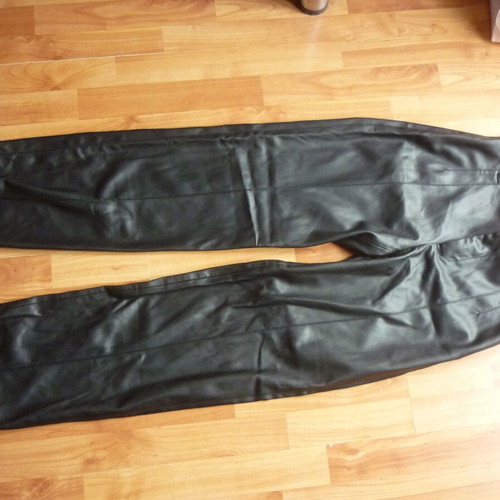 Zara women's black faux leather pants Medium like new