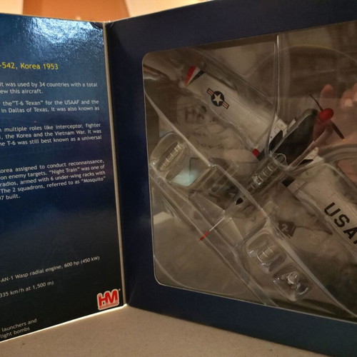 Metal model North American LT-6G Texan new, scale 1:72
