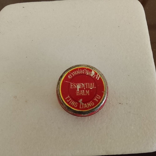 Vintage metal tin "Temple of Heaven" Essential Balm used, Chinese ointment