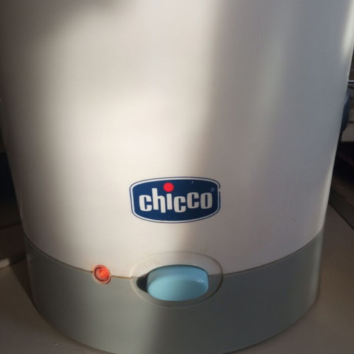 CHICCO STERILIZER***STORAGE EMPTYING