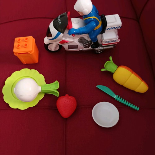 Kitchen toys and police motorcycle like new