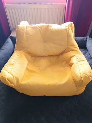 Cat/Dog armchair like new, small yellow