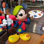 Μεγάλο άγαλμα ρητίνης Disney Mickey Mouse ζωγράφος μεταχειρισμένο