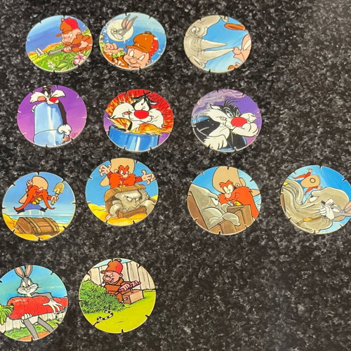 Looney Tunes caps used, set of 31, minor wear