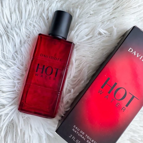 Davidoff Hot Water Eau de Toilette Natural Spray 60 ml like new