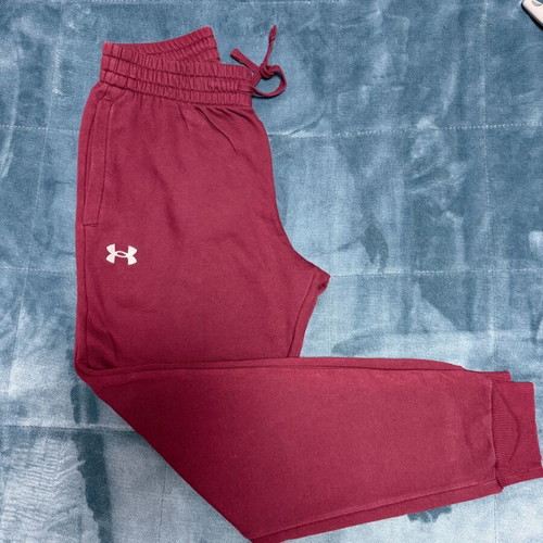 Under Armour burgundy tracksuit like new, size M