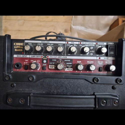 Roland Cube 120XL bass amplifier used
