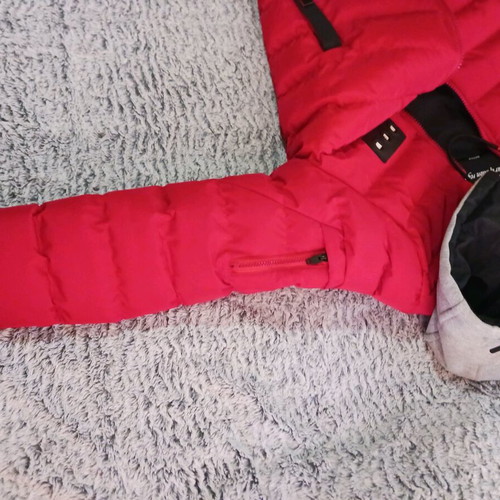 Jacket red like new, warm and comfortable, size M