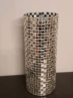 Large vase used with mosaic