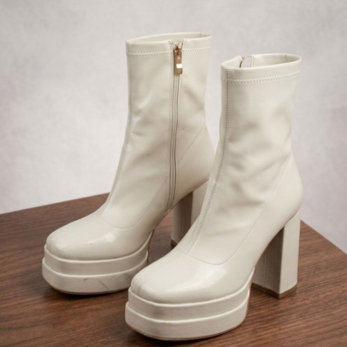 Mia ankle boots used, cream color, thick heel, size 39
