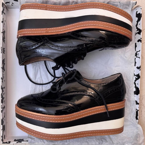 Shiny platform shoes used, size 37, black