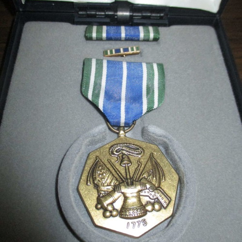 USA Medal 1775 used for Military Achievement in Box