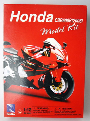 Honda CBR600R (2006) Die Cast Model Kit red motorcycle NewRay new