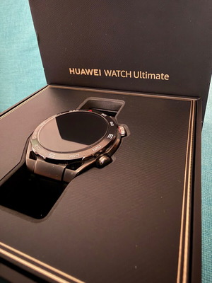 Huawei Watch Ultimate NFC σαν καινούριο με πολλά δώρα