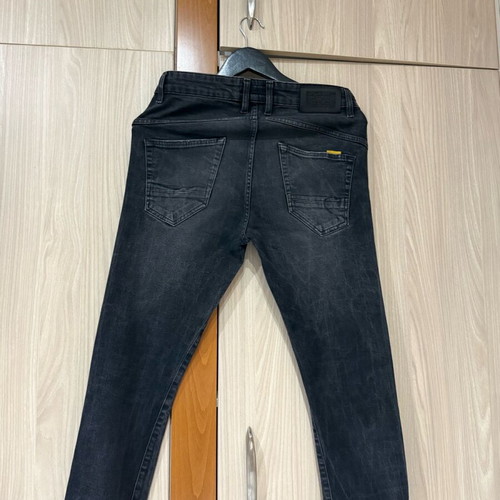 Staff men's black flex jeans medium like new