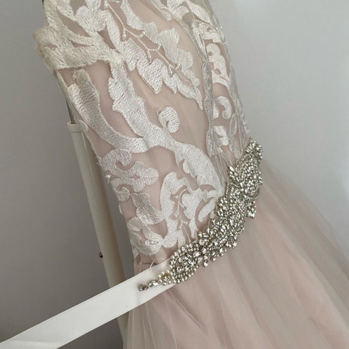 Rebecca Johnson Design wedding dress used, size M, beige