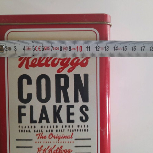 Kelloggs collectible metal tin like new