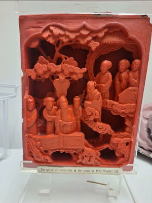 Chinese sculpture like new on plexiglass base