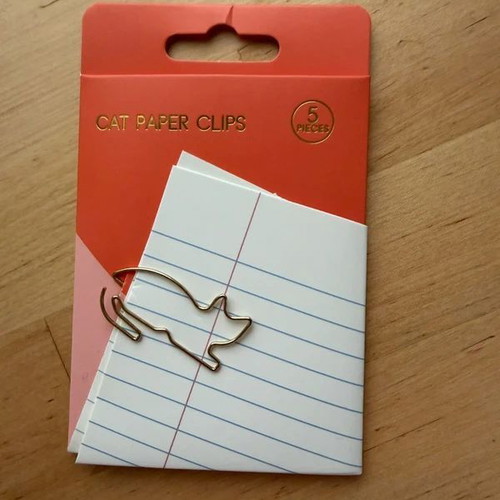 Cat paper clips set of 5 new, gold coloured wire
