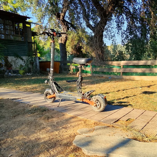 Kukirin G2 Pro electric scooter with mudguard