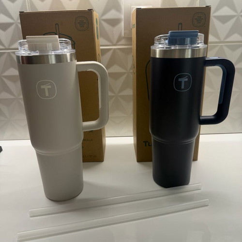 Tupperware trendy thermos 1.1l new