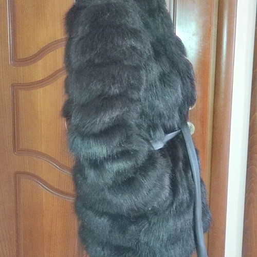 Anel black faux fur with hood and belt like new