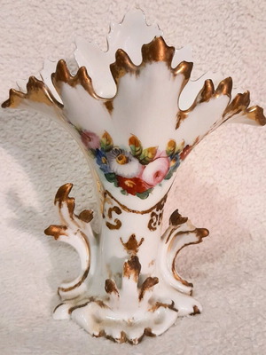 Vintage wedding vase used, French porcelain 19th century