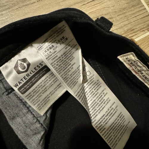 Levi’s jeans like new, size S 36 8, black