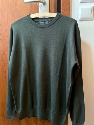Oxford men's wool sweater size large like new