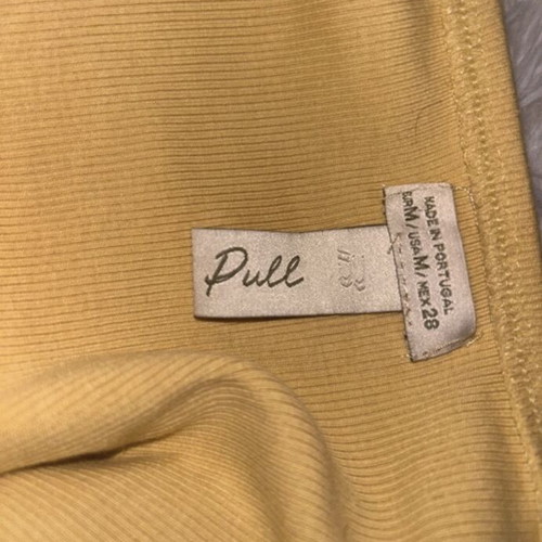 Yellow top