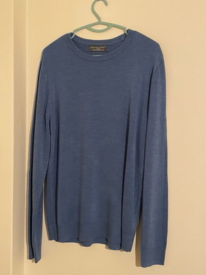 Primark long-sleeve blue sweater like new, size L
