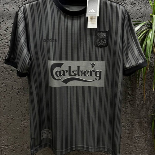Liverpool Retro 1998 Jersey like new, official replica