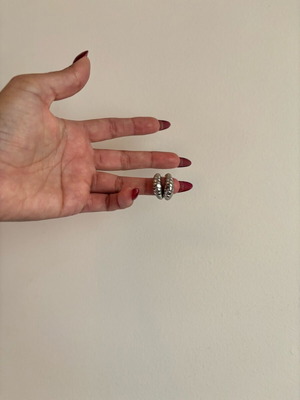 Silver earrings croissant style like new