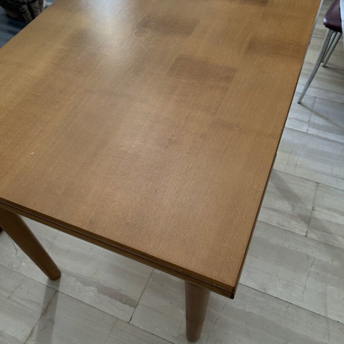 Rectangular kitchen table used, extendable, oak wood and metal legs
