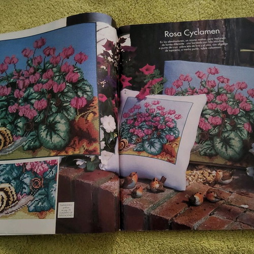 Labores del Hogar magazines used, vintage, set of 2