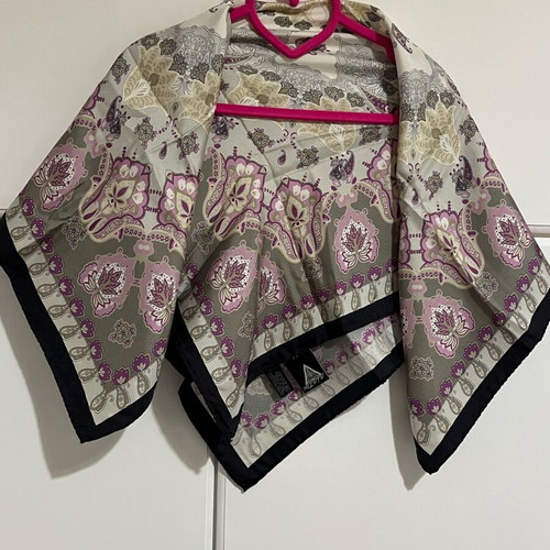 Pinto vintage silk scarf new, lavender and grey paisley floral motif