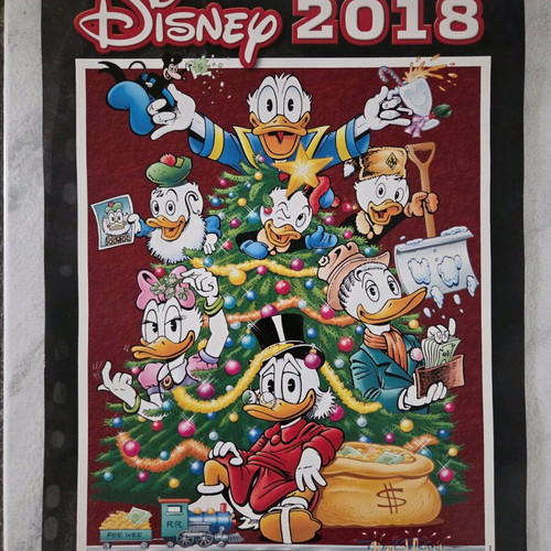 Disney 2018 wall calendar like new