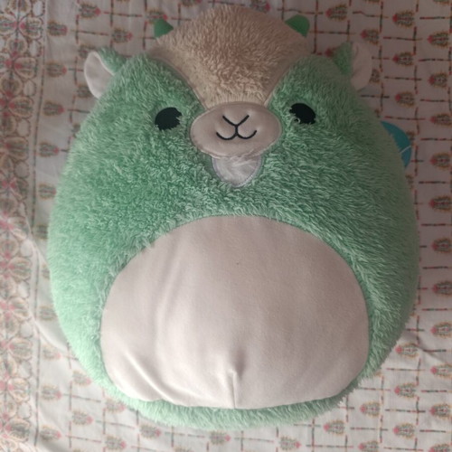FuzzaMallows super soft doll pillow like new