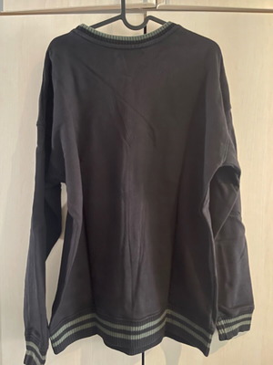 Mango black pullover like new, size M