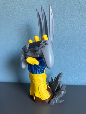 PS5 Wolverine Controller Stand 3D printed, new