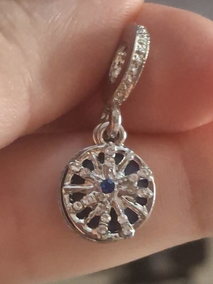 Charm for bracelets dangle with blue background, like new