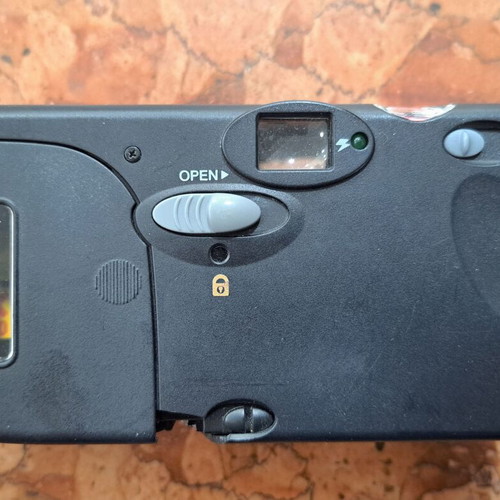 Kodak KE30 EasyLoad35 camera used