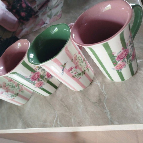 Set of 4 tall tea cups new, spring design, vintage style