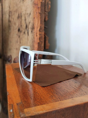 Gucci 3127/6 sunglasses white oversized square frame with gradient lenses like new