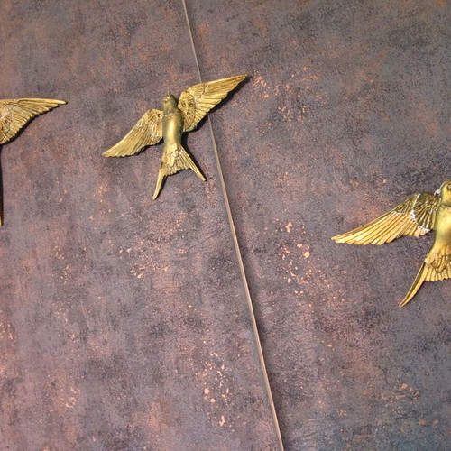 Decorative birds set of 3, like new, gold color
