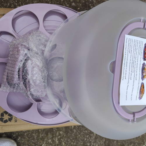Cake Carrier with Lid and Handles, New, 25.4 cm Diameter
